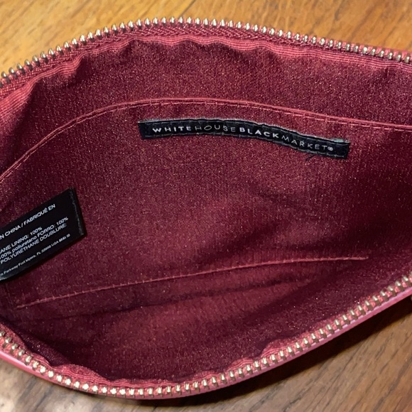 •WHITE HOUSE BLACK MARKET•NWT MAROON FLORAL SILVER STUDDED WRISTLET- CLUTCH - Picture 8 of 9